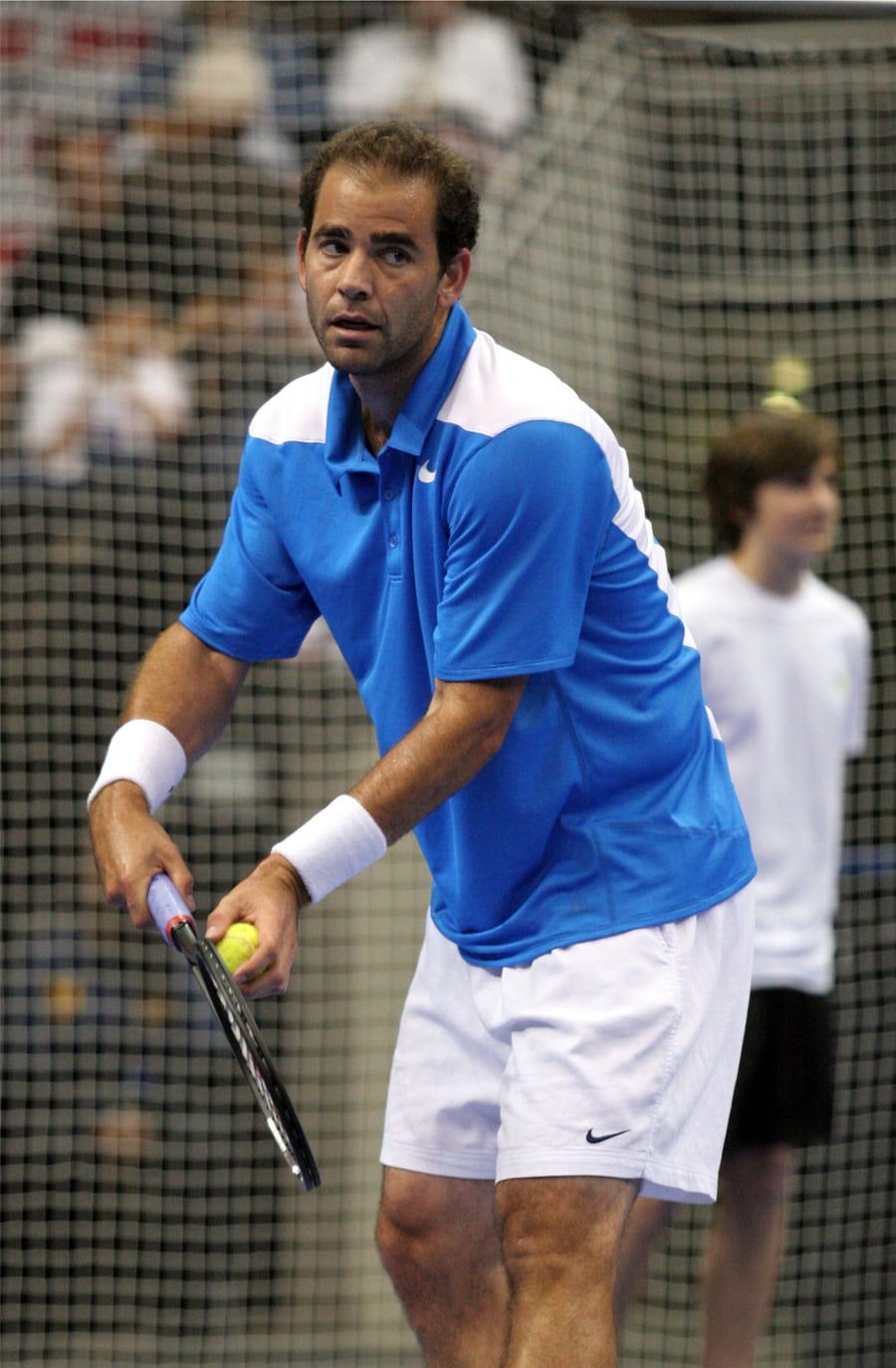 Pete Sampras se preparando para sacar